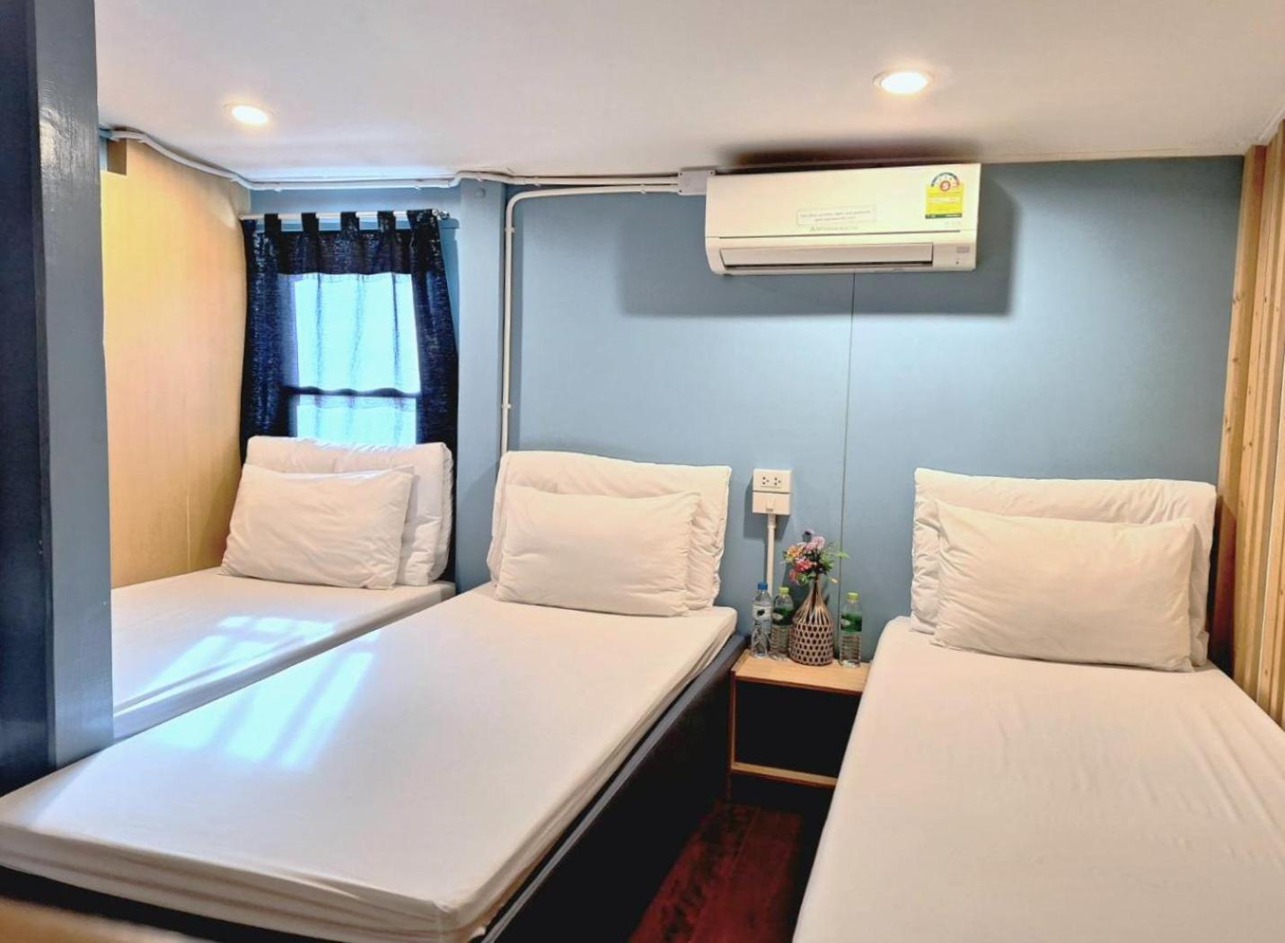 Check-In My Hostel Bangkok Dış mekan fotoğraf