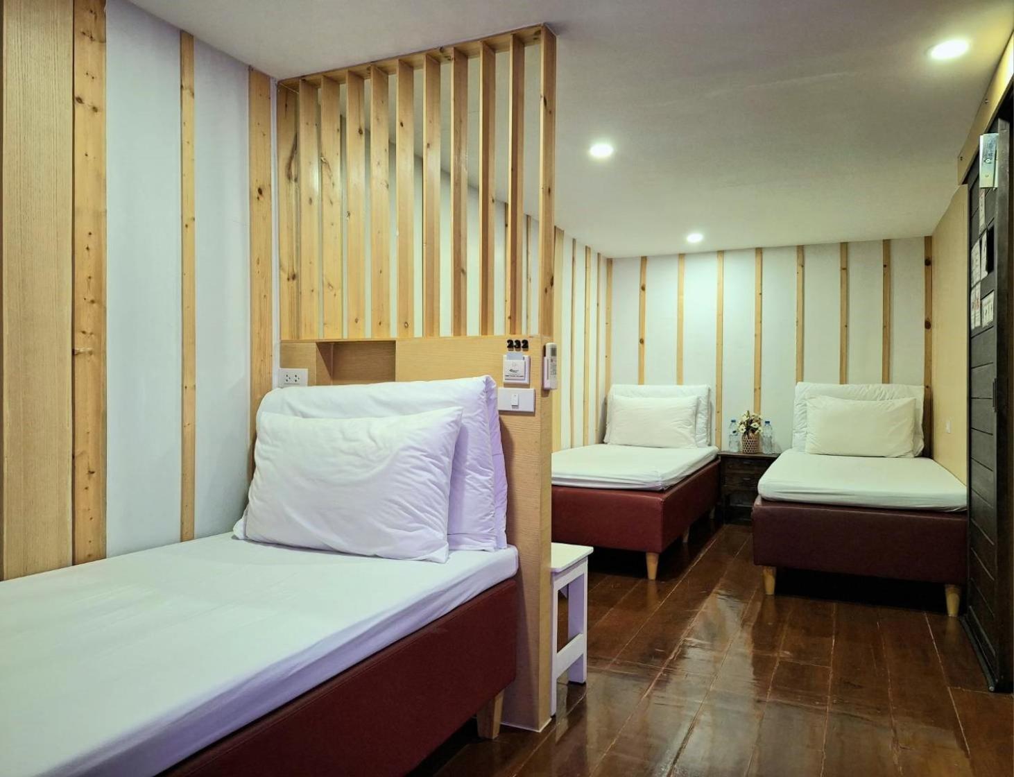 Check-In My Hostel Bangkok Dış mekan fotoğraf