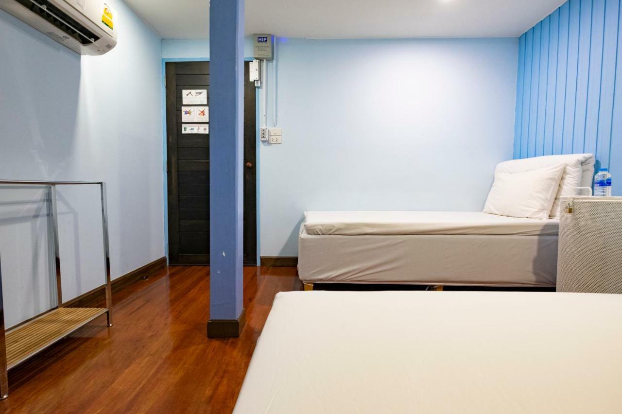Check-In My Hostel Bangkok Dış mekan fotoğraf